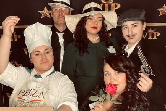 Personaggi del party con delitto C’era una volta a Corleone